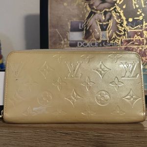 Louis Vuitton Vernis EUC